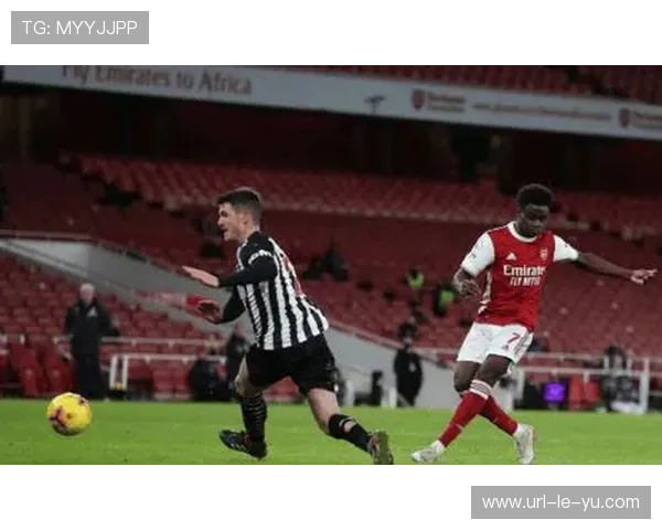 纽卡斯尔联主场迎战伯恩利,锋线核心伤愈复出